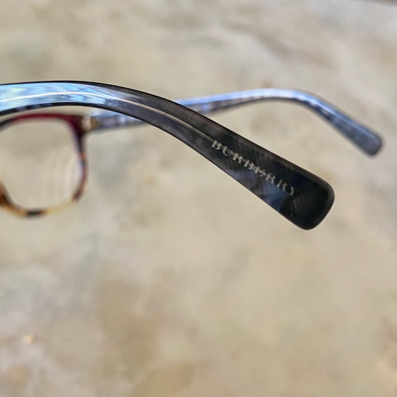NIB Women’s Burberry Eyeglass Frames B2252 52-16-140 - Picture 7 of 8